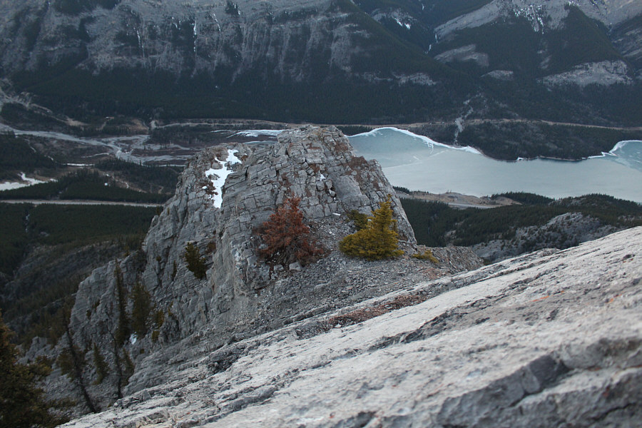 The angle of the photo makes this look innocuous, but it is very steep here.