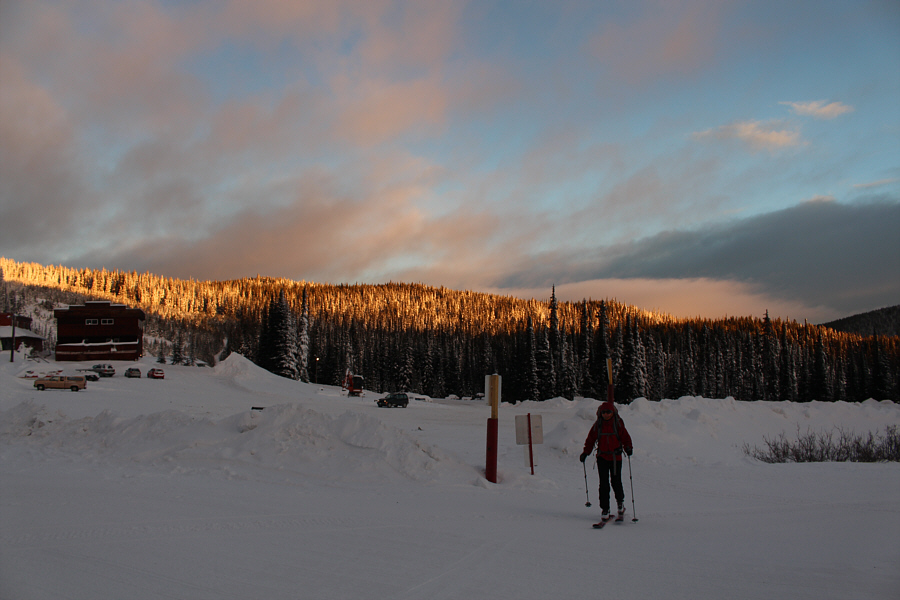The parking lot was packed full when we returned later in the afternoon.