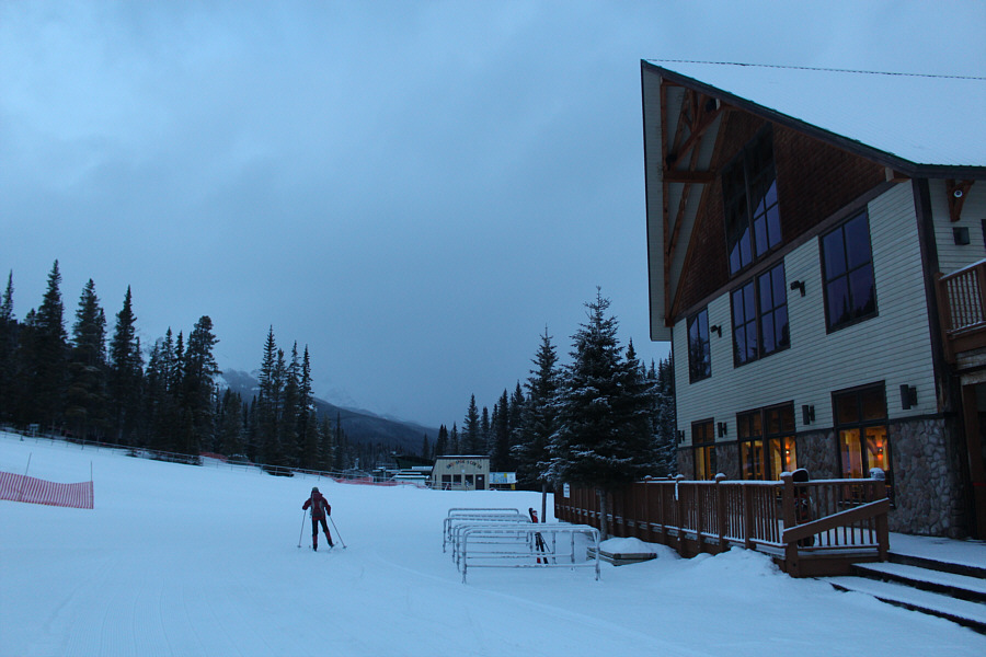 Too bad all ski tours can't start with the luxury of a warm bathroom with flushing toilets!