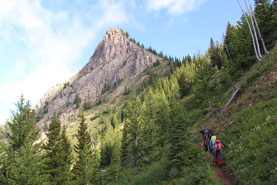The crag is easy enough to ascend, but we didn't bother.
