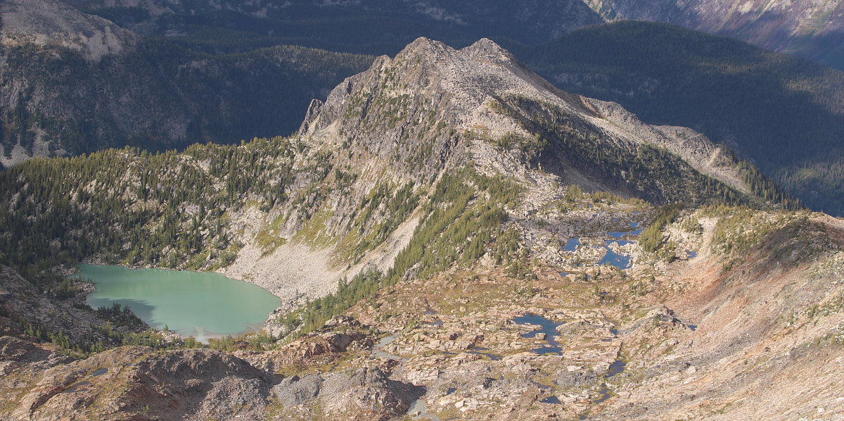 I wonder how many people ever get down there for a closer look...