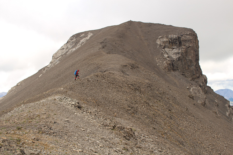 The summit block reminds me of a squid's head...
