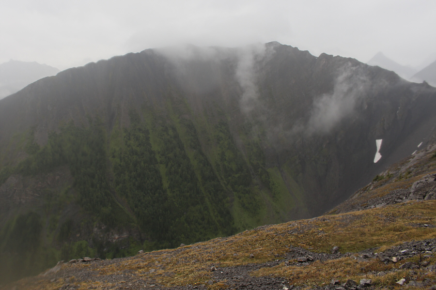 I will definitely come back to scramble this ridge in the future.