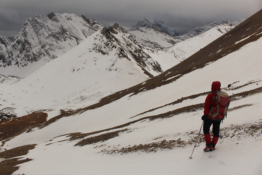 We stayed high enough to avoid unnecessary elevation loss.