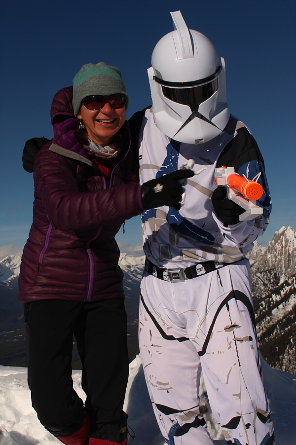 Hey, what's in Zosia's hand?