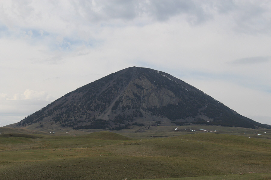 Looks like some serious cliffs...