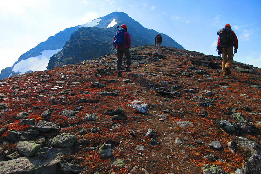 Mostly off-trail hiking at this point...