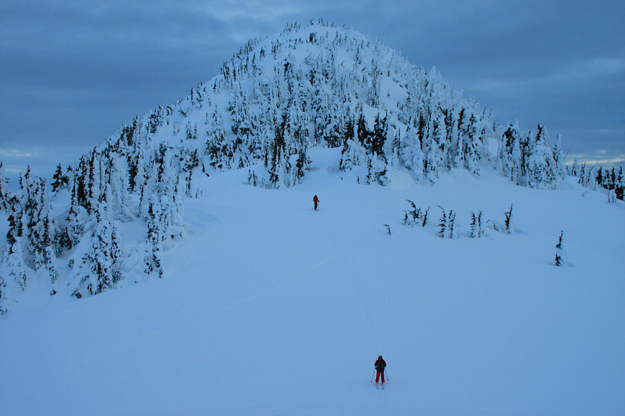 Back to the hut for 2nd breakfast!