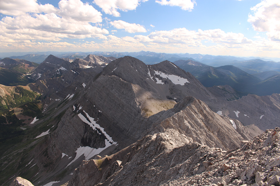 Some of these unnamed peaks might even be unclimbed...