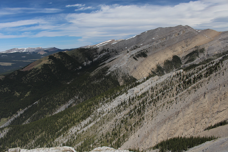 Also known as Rum Ridge Peak or Poplar Peak...someone really needs to officially name these bloody peaks and ridges!