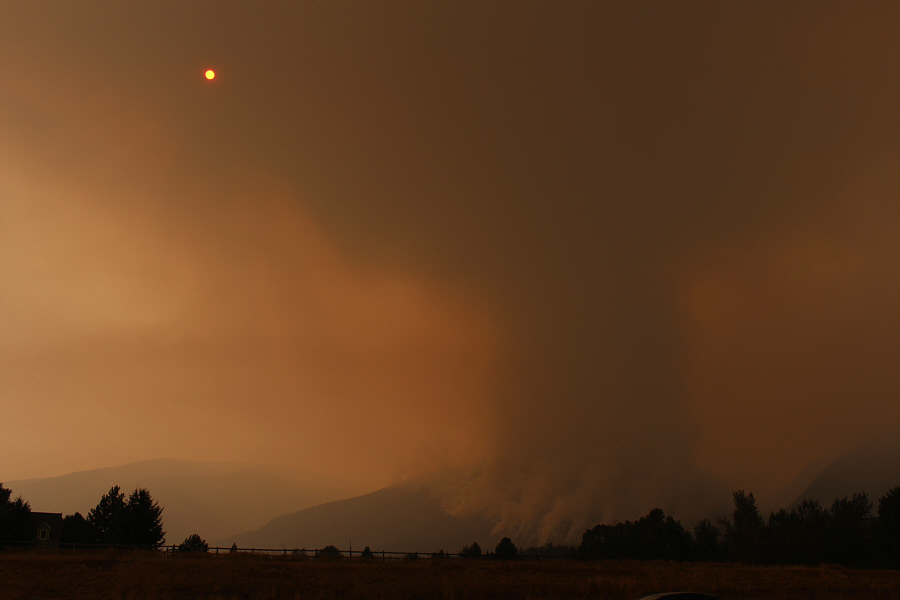 I saw this a few days earlier when it looked like Hell on earth.