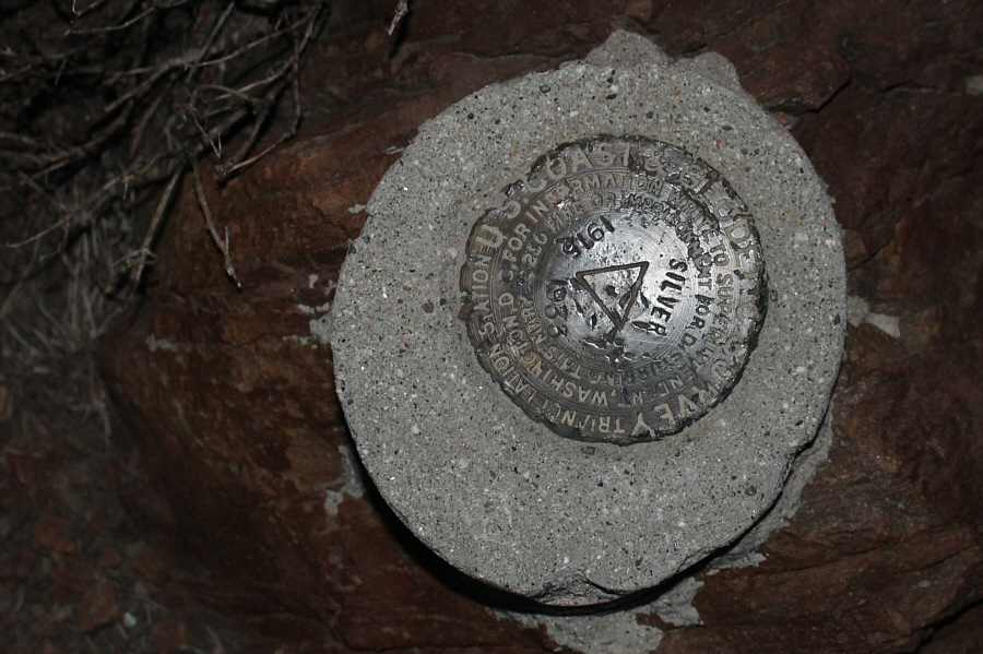 The rock here must be terrible if they have to set it in concrete!