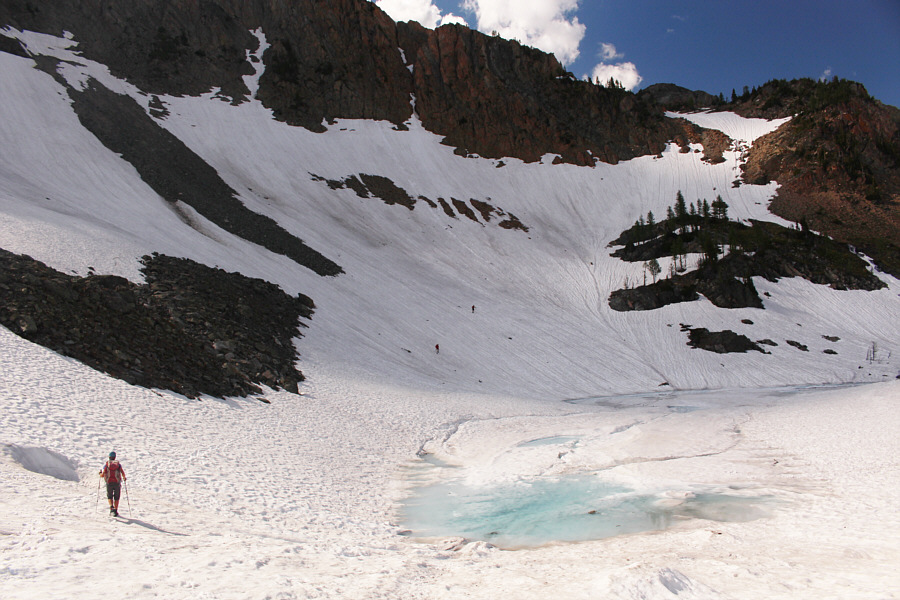 I can't believe we're gonig up this way!!