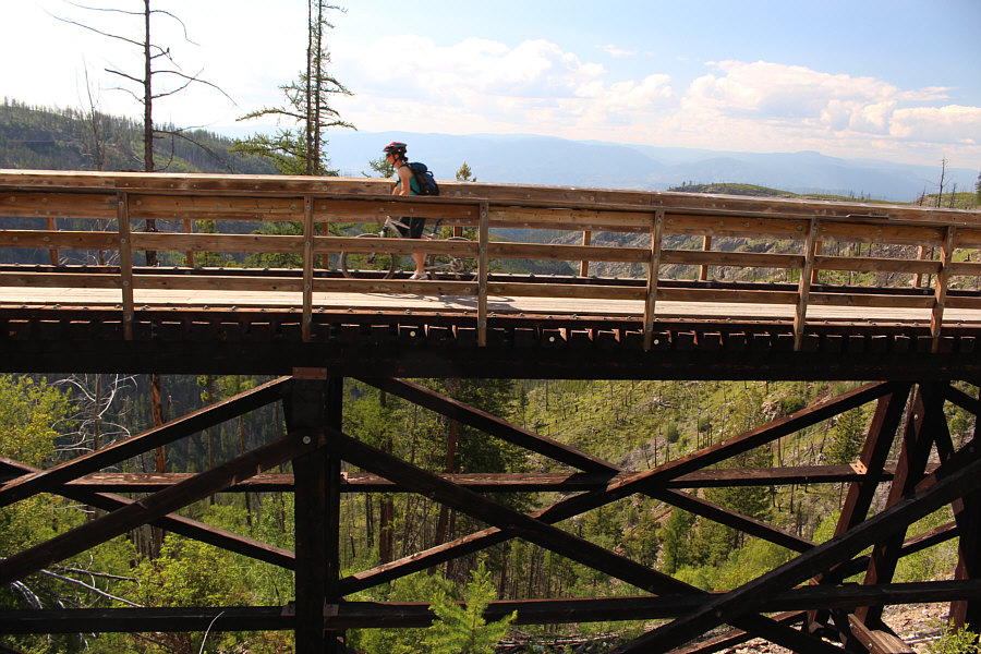 I took this photo from a bypass road beside the bridge.