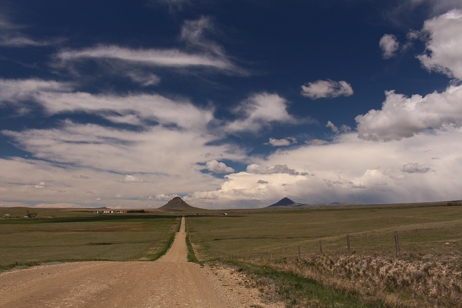 Haystack Butte is like the "Mini-Me" to Gold Butte!