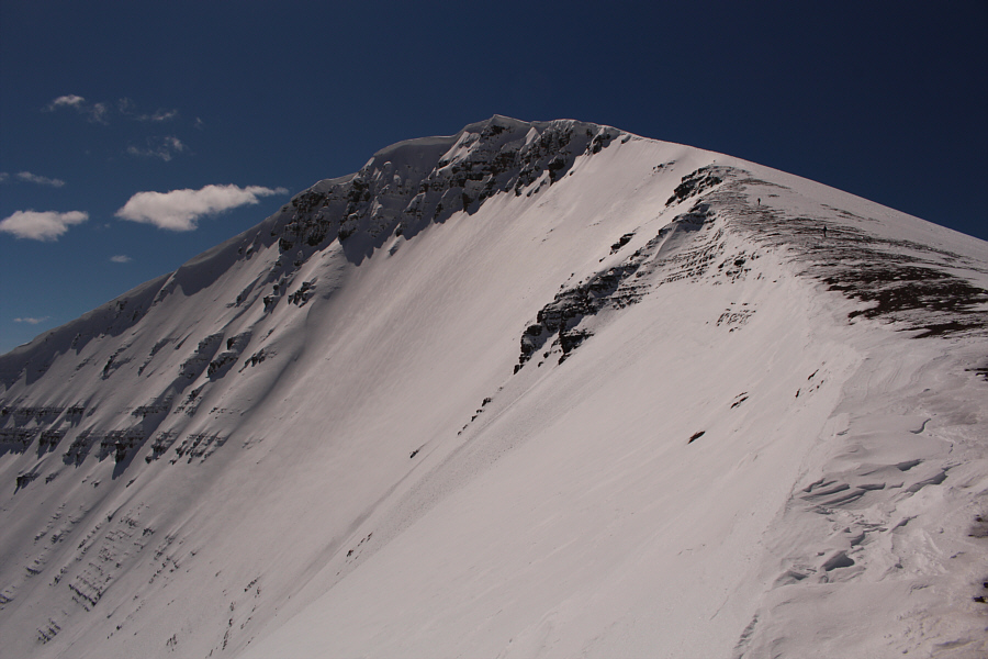 Boy, those slopes sure look tempting to ski...