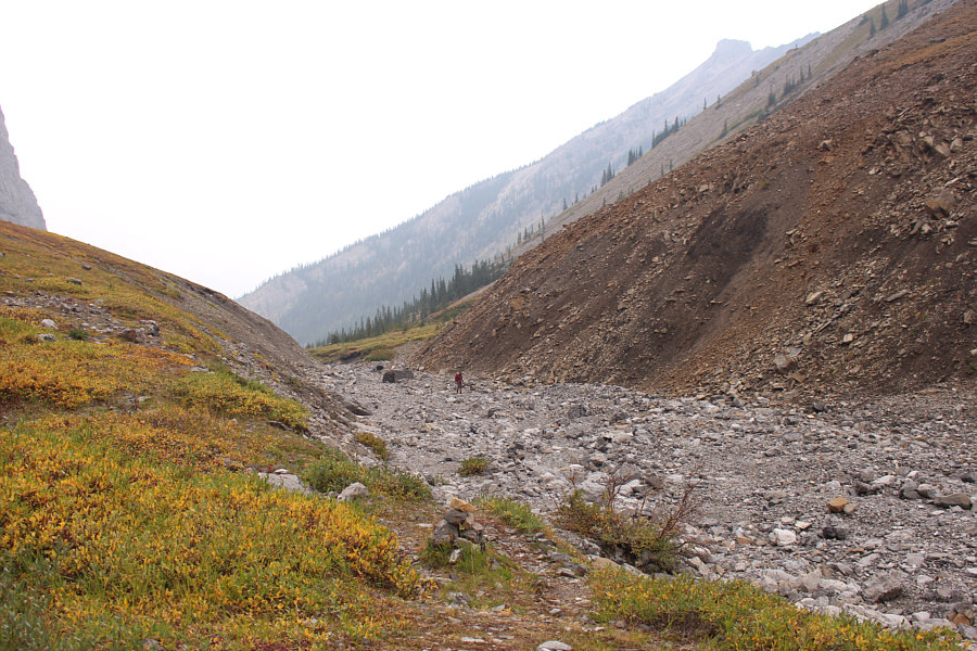 Follow the cairns here.