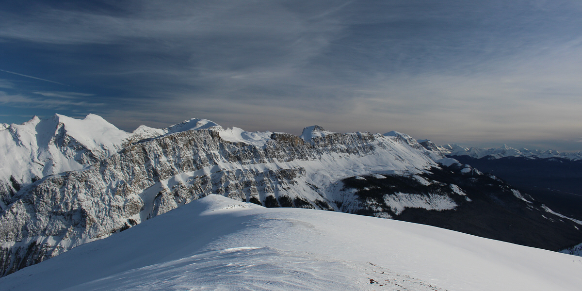 Enough scenery! Let's strip off the skins and do some turns!