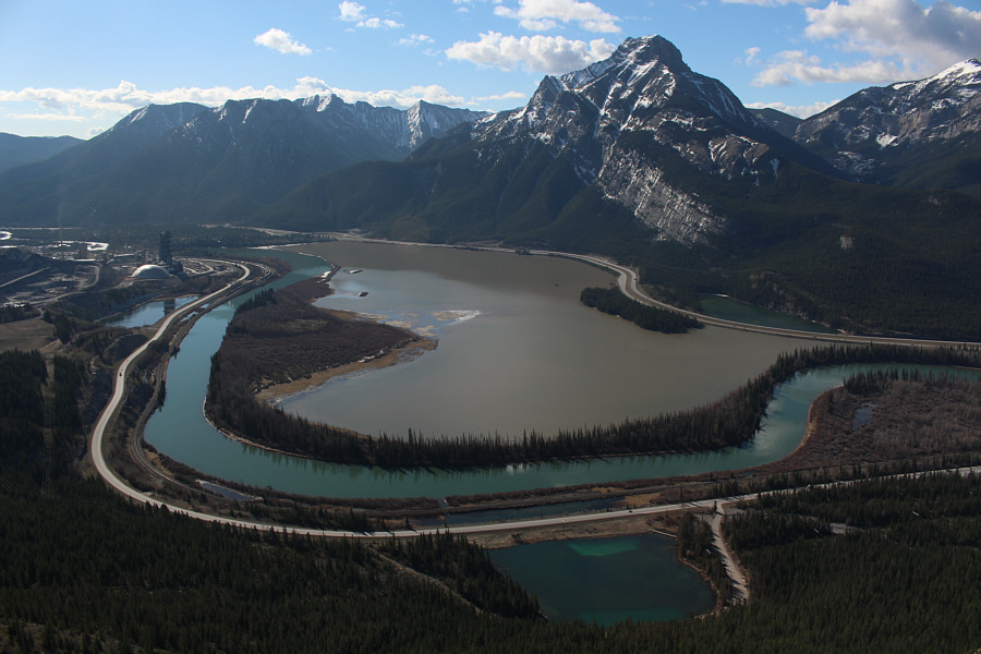 Mount McGillivray actually looks pretty awesome from this angle--makes me wanna climb it now!