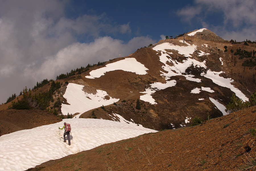 Hmmm...I need to come back in the winter and ski this resort!