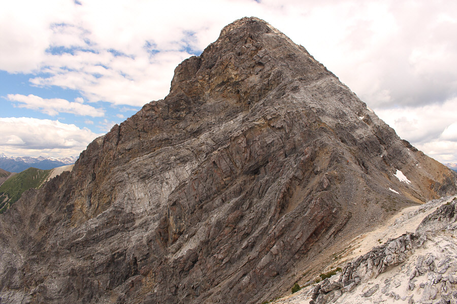 Strangely, there was a lot of sand here (the light stuff at bottom right).