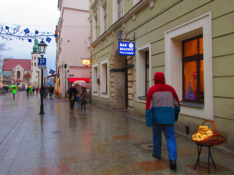 Aren't those buns getting a little wet in the rain?