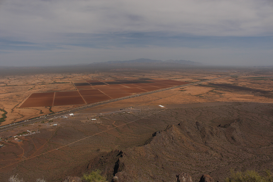 Hmmm...I wonder what they grow on these farm lands...