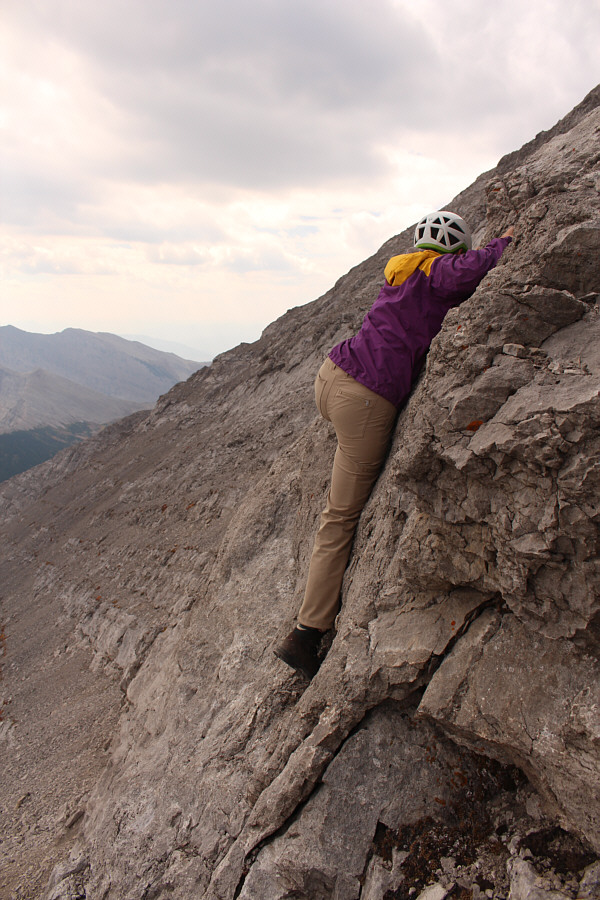 Good thing shes tall!