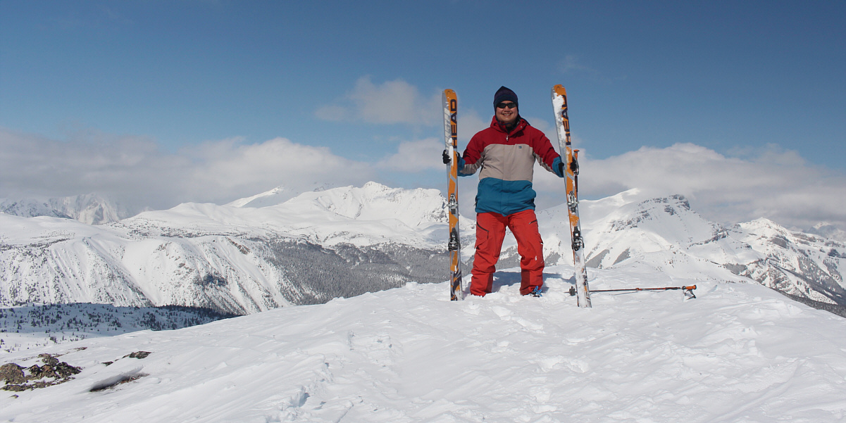 The last time I was here, my GPS gave me an elevation of 2544 metres.