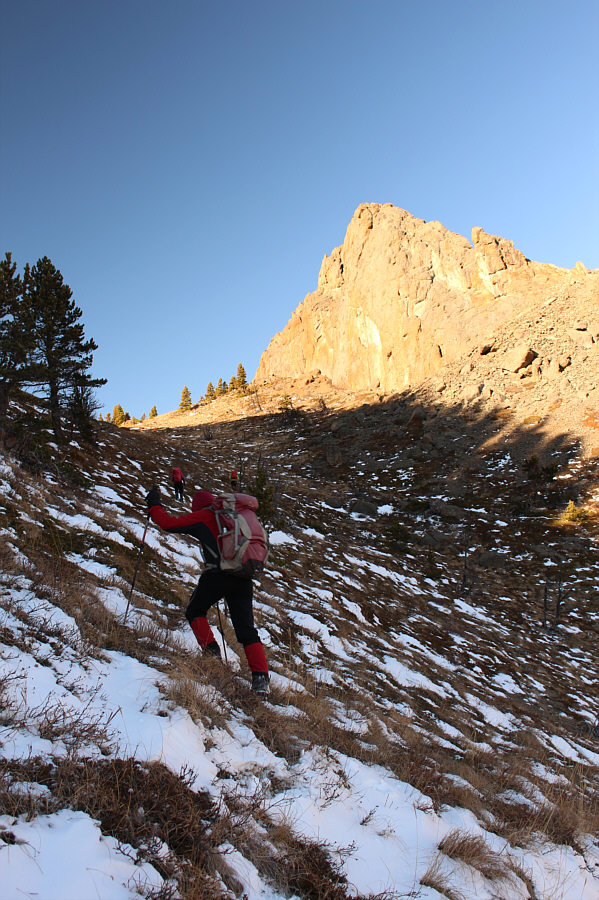 If there was more snow, this would be an awesome place to ski!
