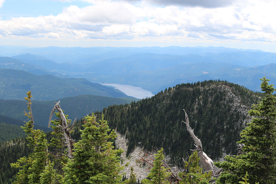 The lake is much bigger than it looks here.