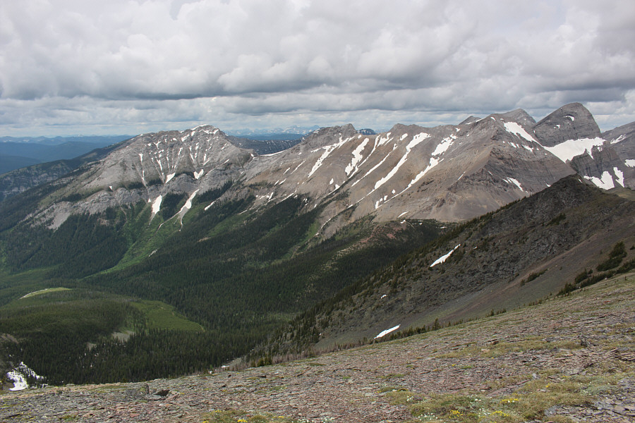 Both these peaks are on my to-do list!