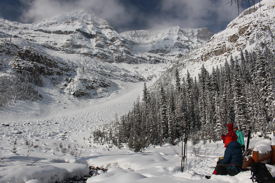 With more snow, this gully looks mighty tempting to ski!