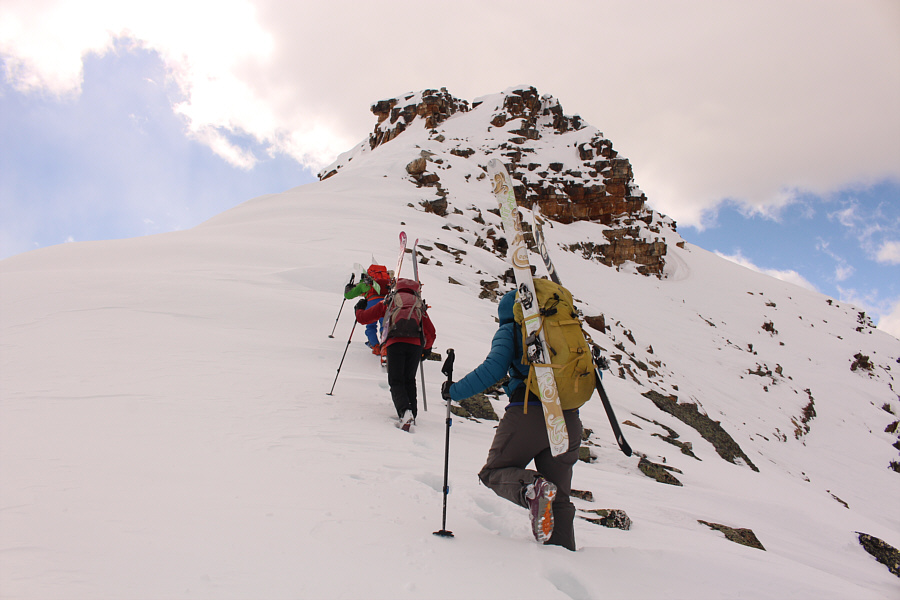 The crew looks pretty hardcore!