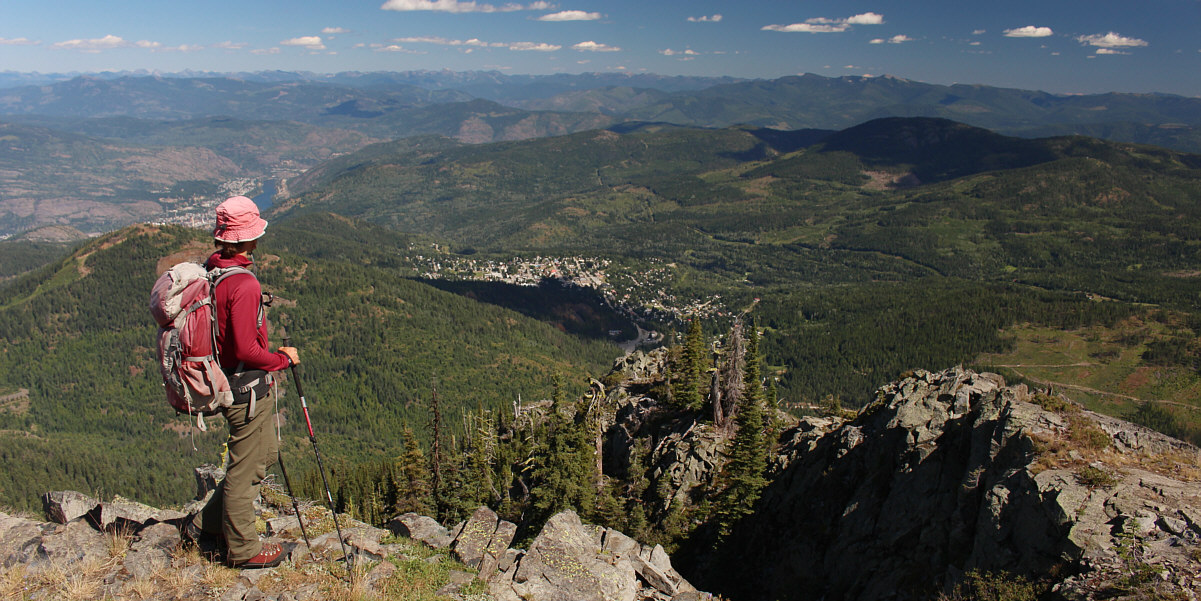 And more huckleberry eating along the way!