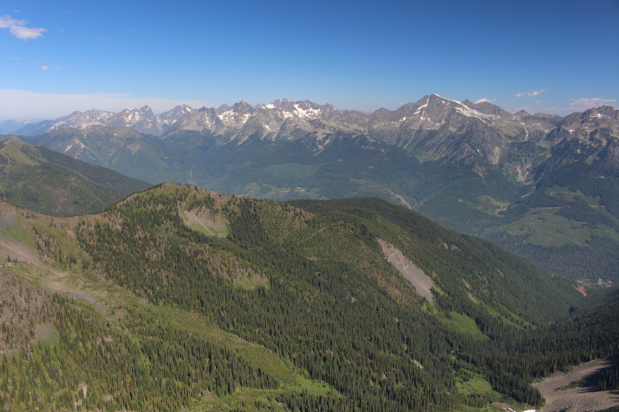 I think I can still hear that shitty music playing at that outdoor party below Mount Brennan!