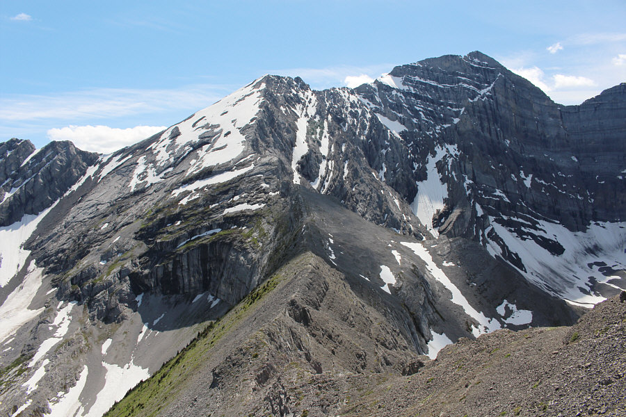 Looks like a mountaineering route...