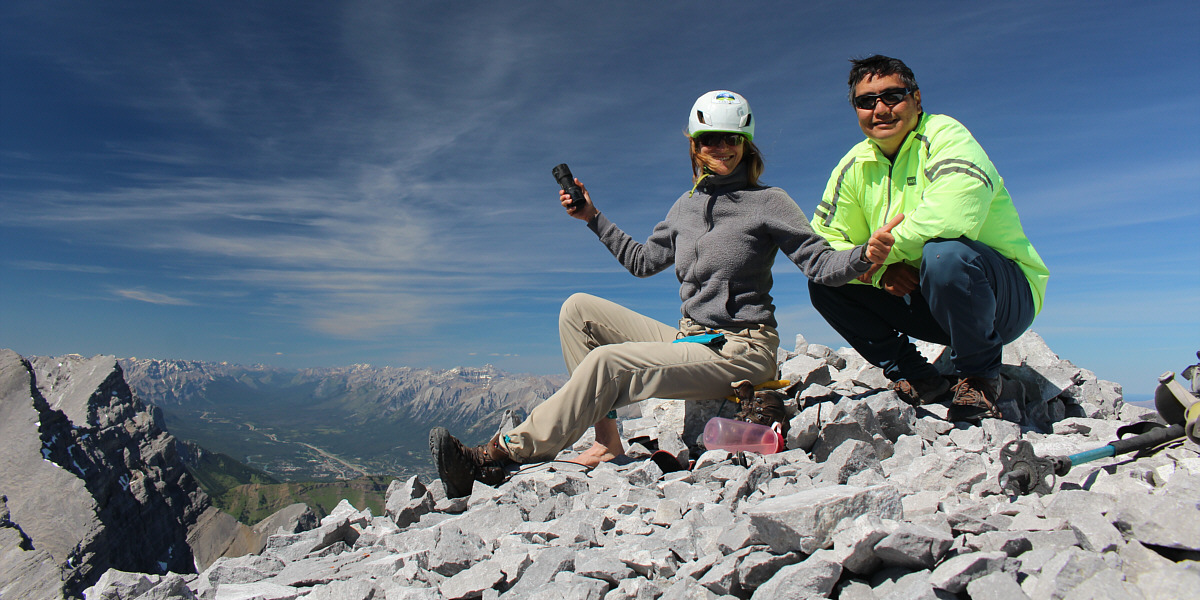 And Marta climbed it wearing only one shoe! ;-)
