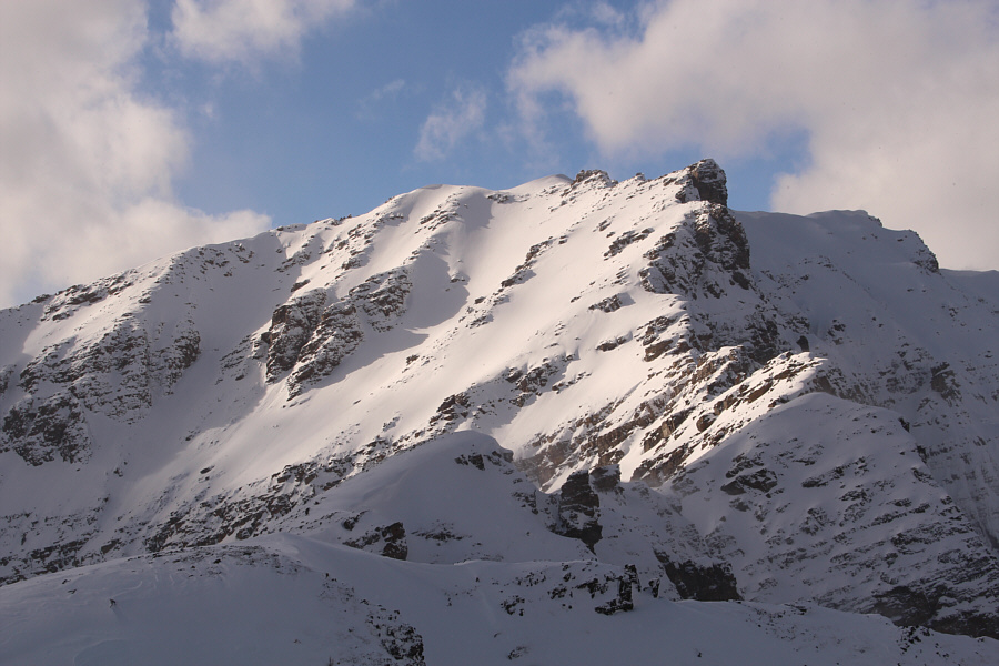 Looks like some very challenging ski terrain here!