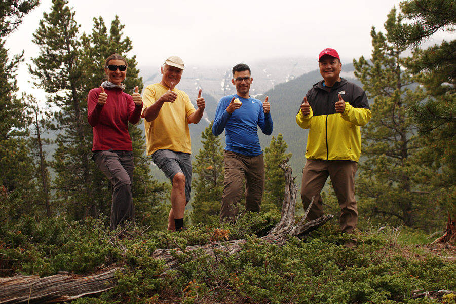 Aaaayyyyyyyyy is for apple!