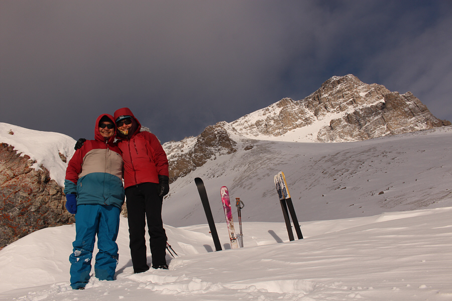 I'd like to come back in the future and try skiing up Ptarmigan Peak.