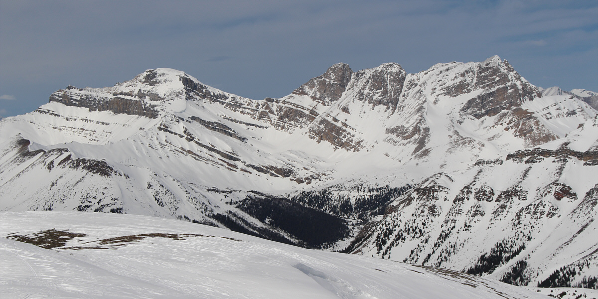 A ski ascent of Ptarmigan Peak is beckoning me!