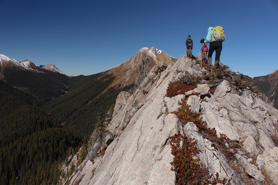 Jose and Fabrice were pretty daring to come up here in snowy conditions!