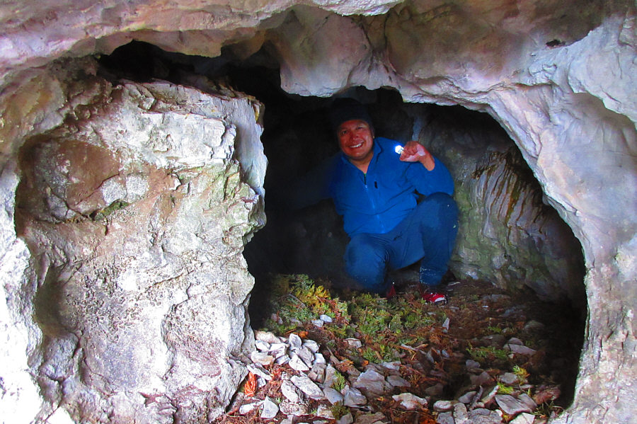 The juniper branches made it painful to crawl around in here!