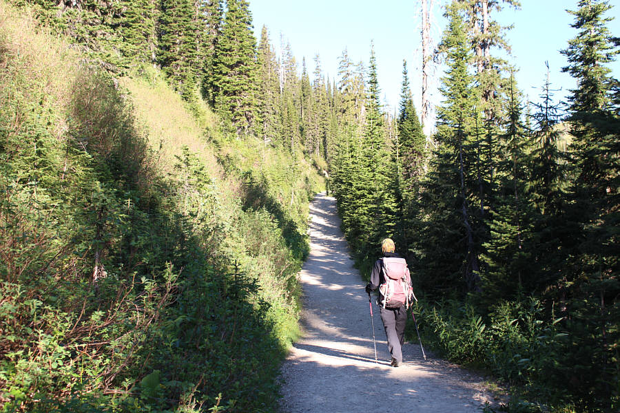 Nice and easy to start our hiking vacation!