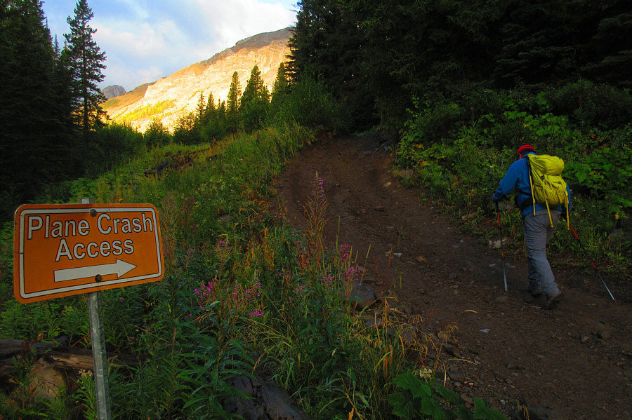 I wonder who put up this sign which doesn't look like the usual ones from Alberta Parks.