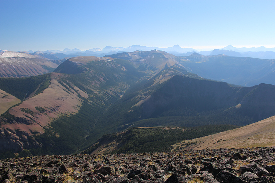 Pincher Ridge is high on my to-do list since Zosia and I had virtually zero views when we hiked Victoria Ridge.