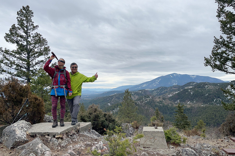 Zosia appears to be looking for Halley's Comet!