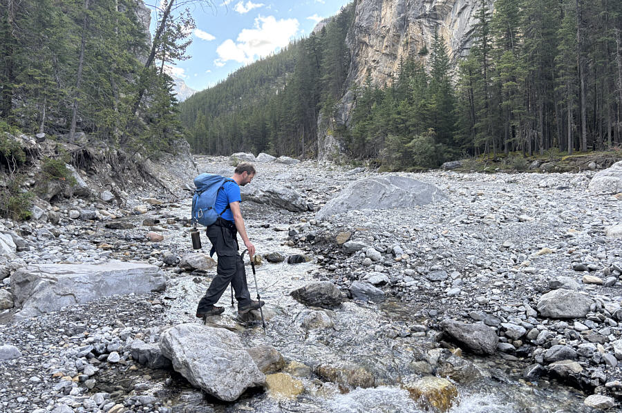 I actually slipped and soaked my feet early in the trip, but they dried out fairly quickly.