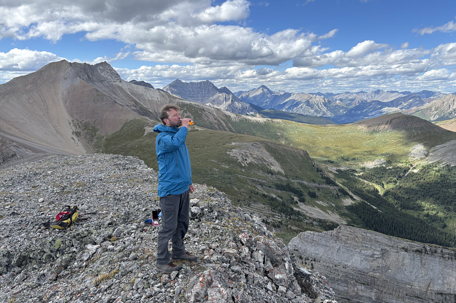 Actually, Raff had quite a few sips! Hope he's okay to drive when we get back to the trailhead!